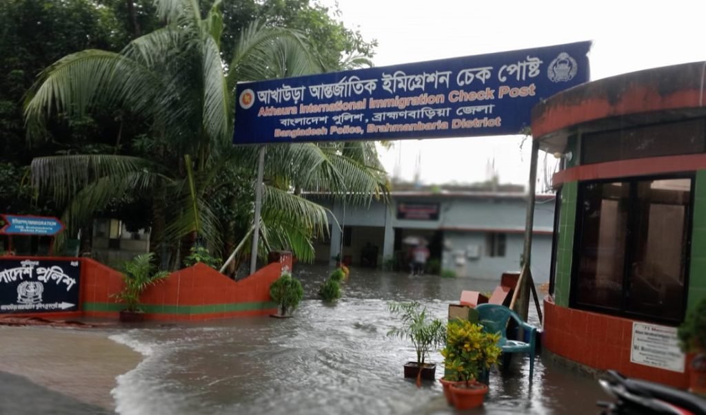 ছবিতে দেখুন বন্যার ভয়াবহতা 7 bangla times 8 1