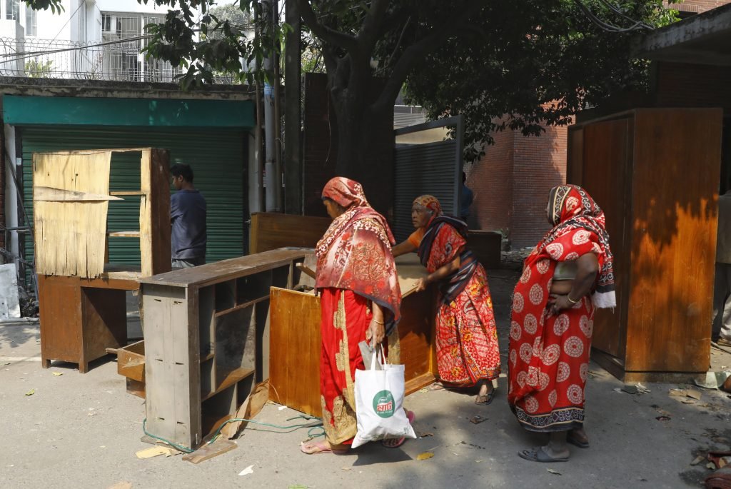 ৩২ নম্বরের বাড়িটি এখন ধ্বংসস্তূপ 2 bangla times 2